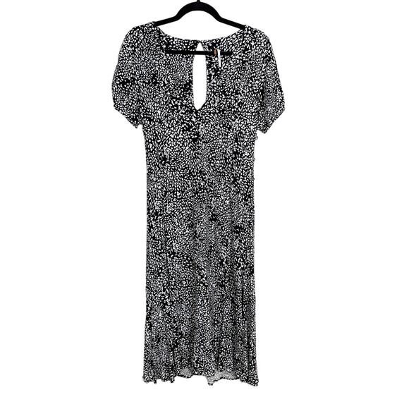 Free People Sz 4 Black Looking For Love Midi Dress in Animal Print Short Sleeve - Picture 1 of 15
